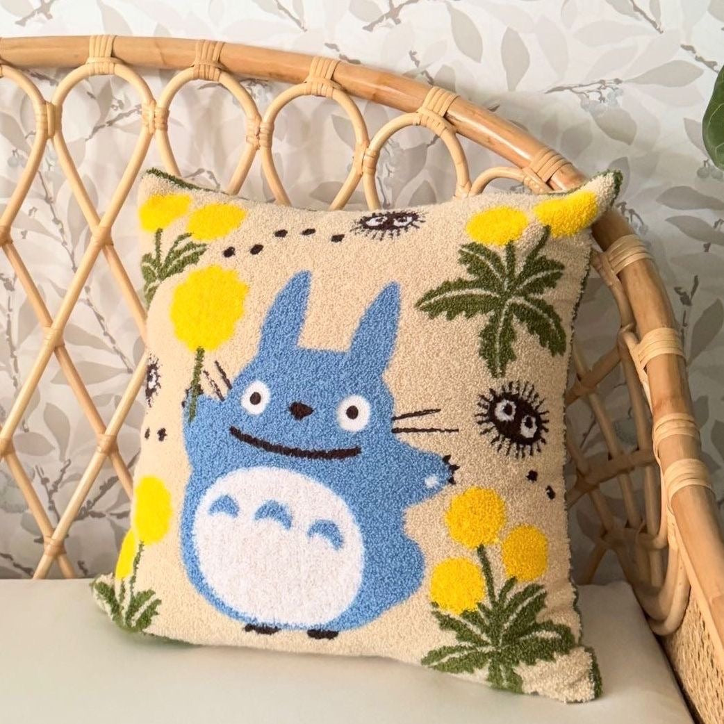 Almohadón de Totoro