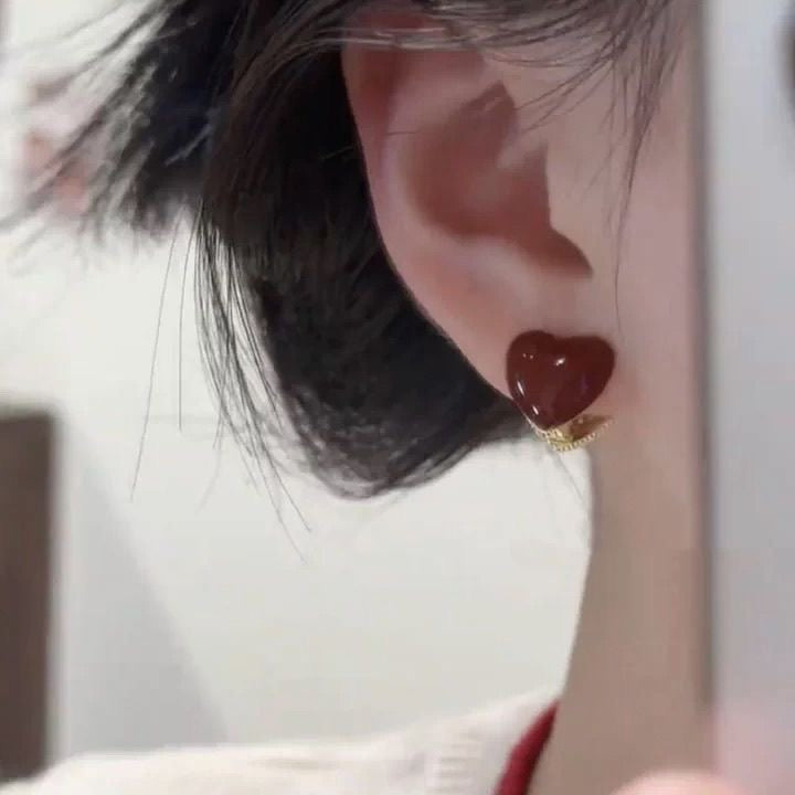 Aretes corazón rojo