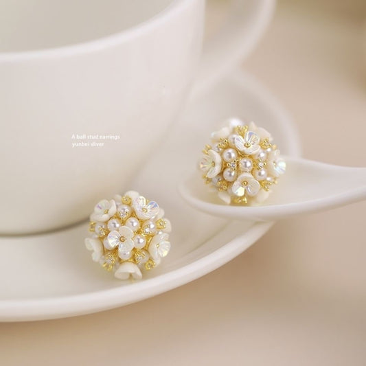 Aretes de flores