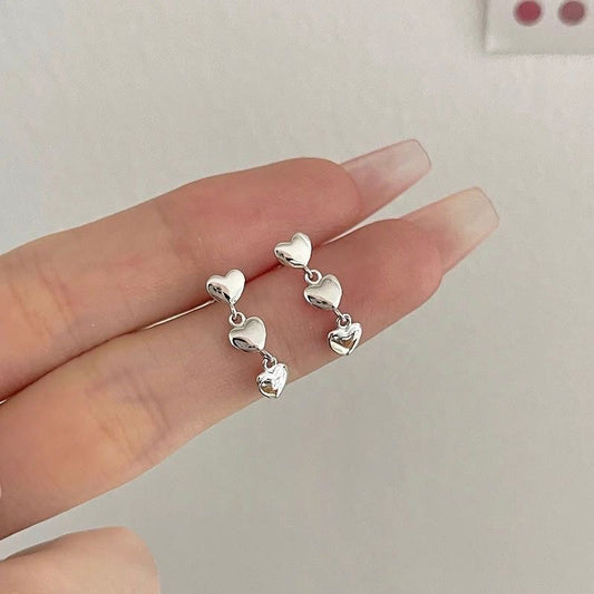 Aretes de corazones minimalista