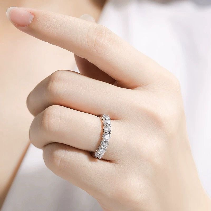 Anillo zirconia elegante
