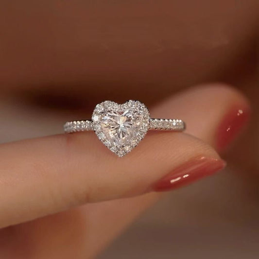 Anillo corazón elegante