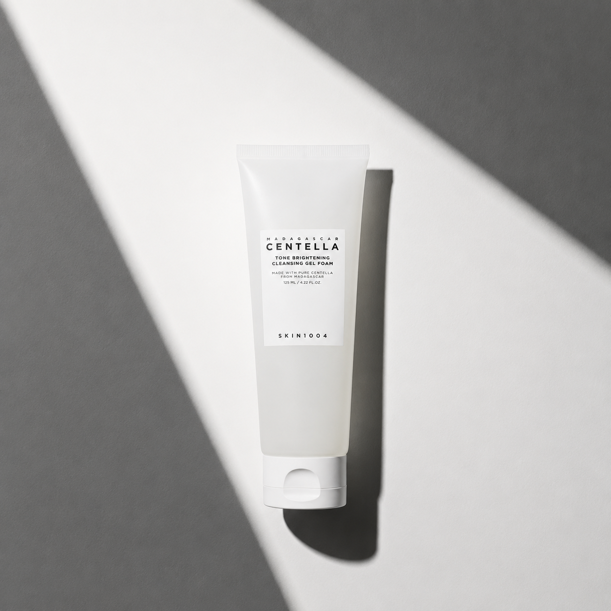 Limpiador facial en gel Madagascar Centella Tone Brightening Cleansing Gel Foam