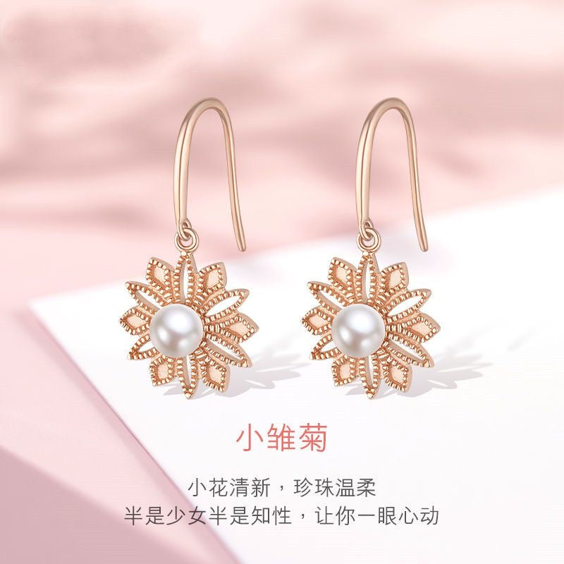 Aretes de flor oro rosa