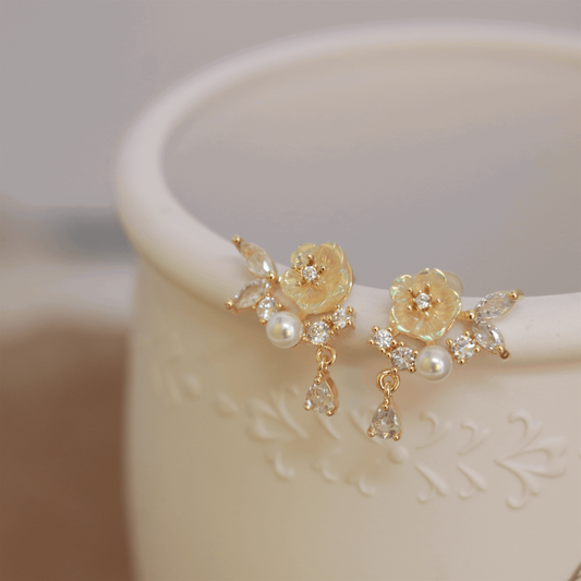 Arete flor elegante
