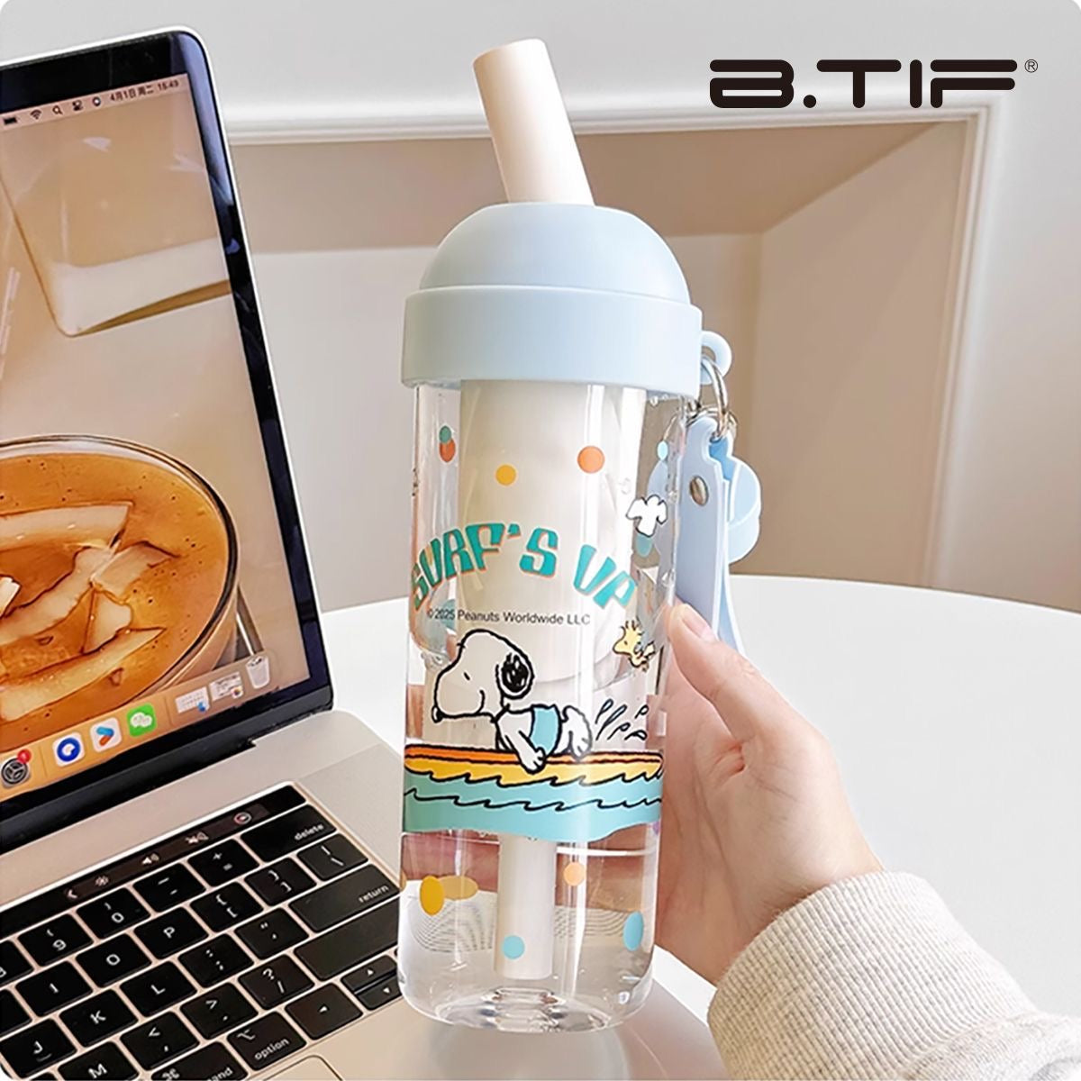 Botella celeste snoopy