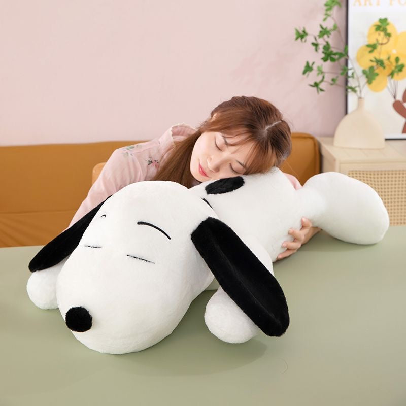 Peluche snoopy durmiendo